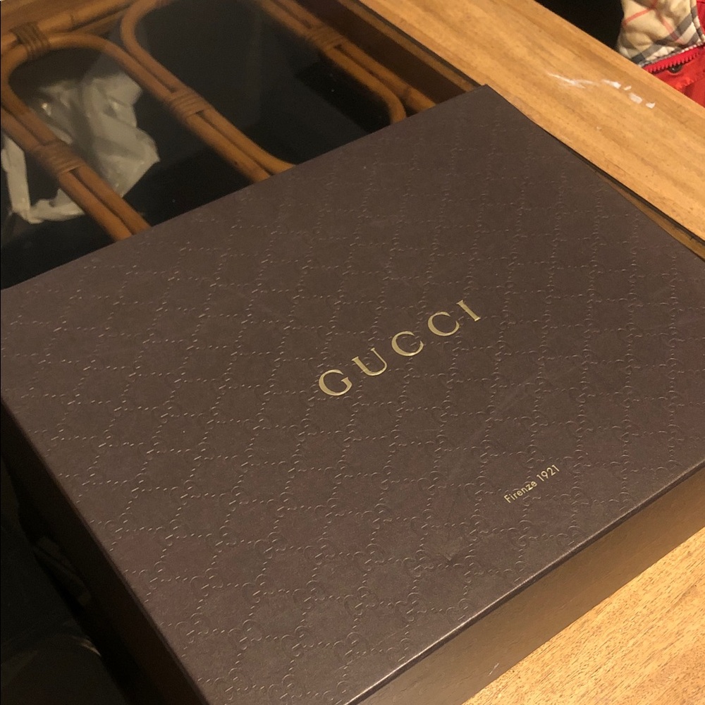 Gucci Burgundy shoes size 12  . All Italian leather with interlocking GG